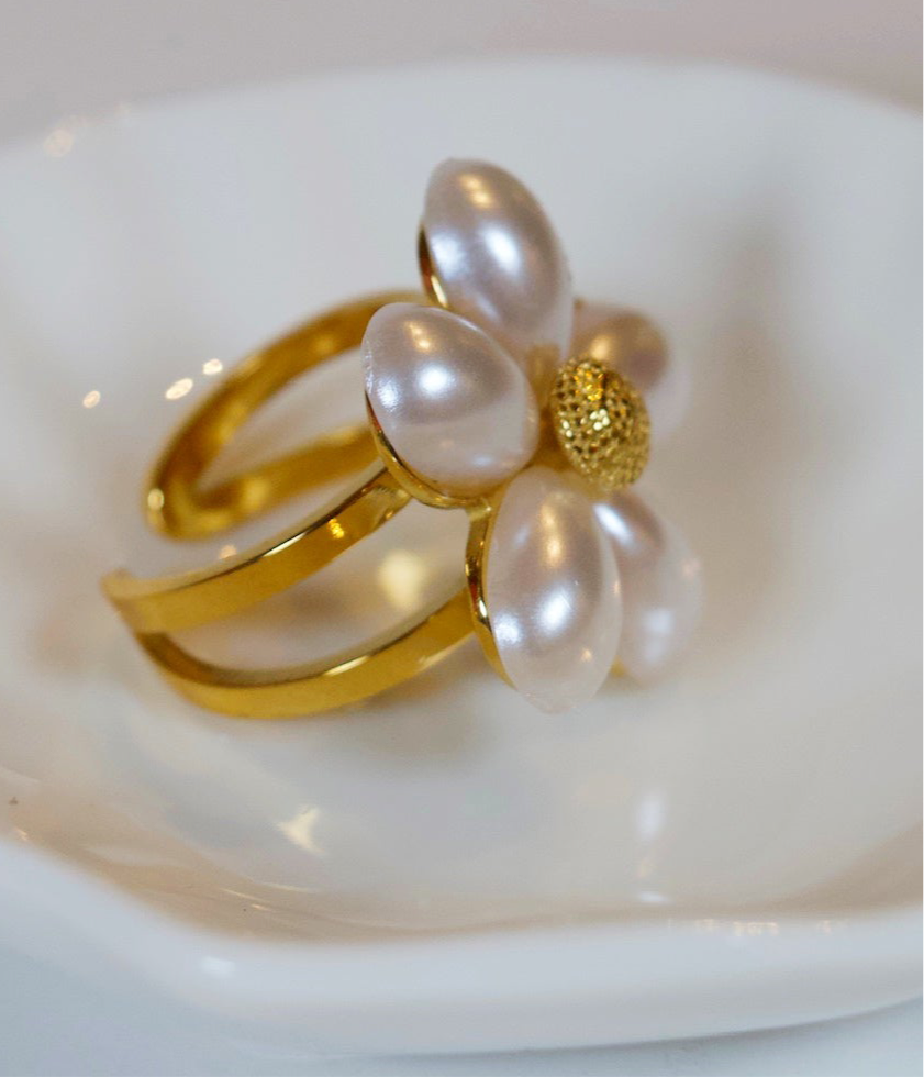 Lola Ring