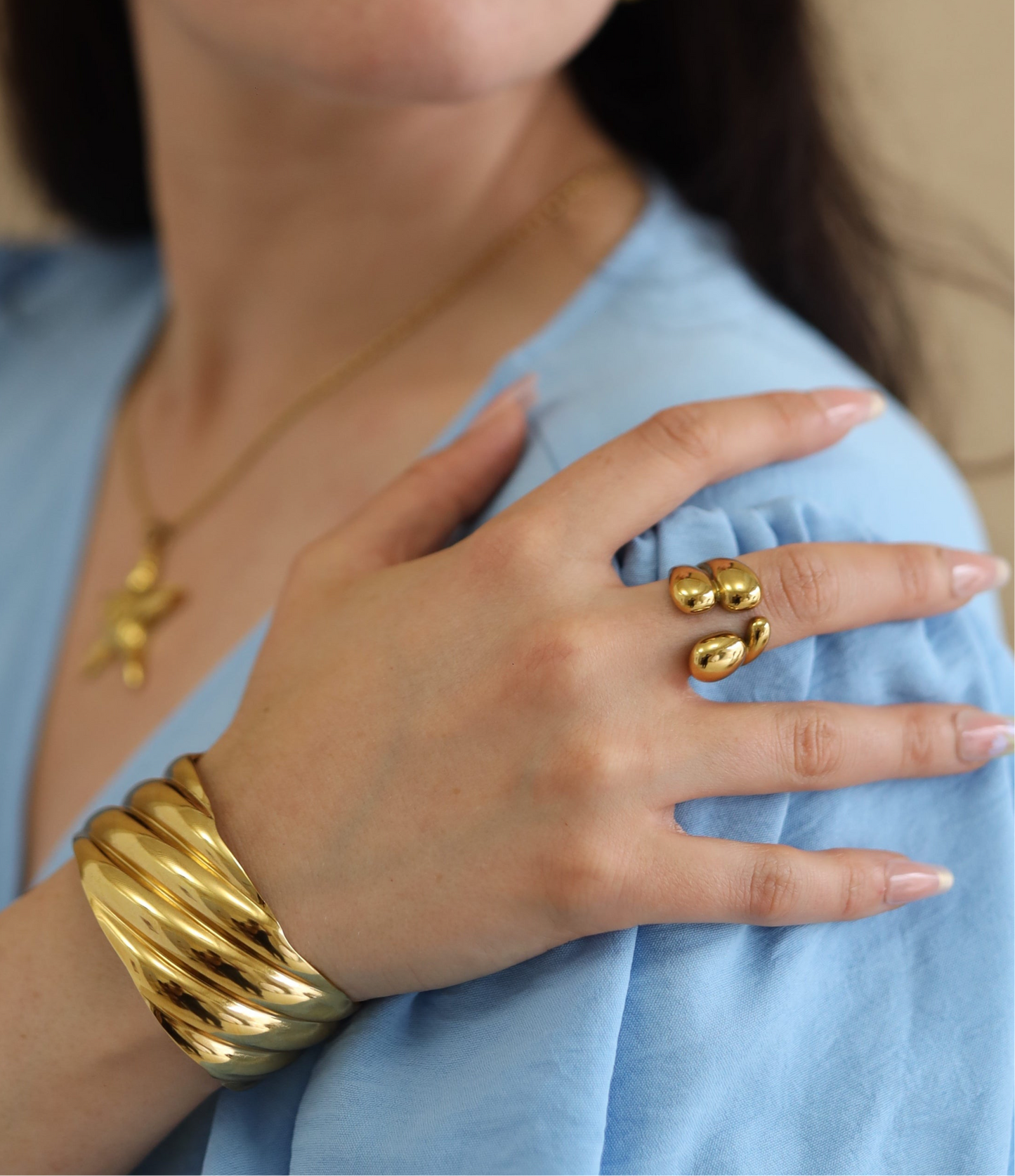 Amelia Ring