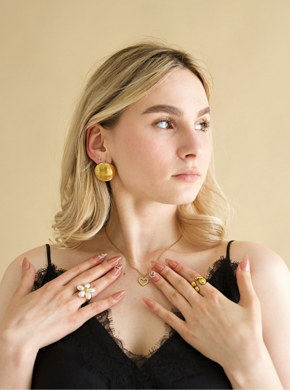 Lola Ring