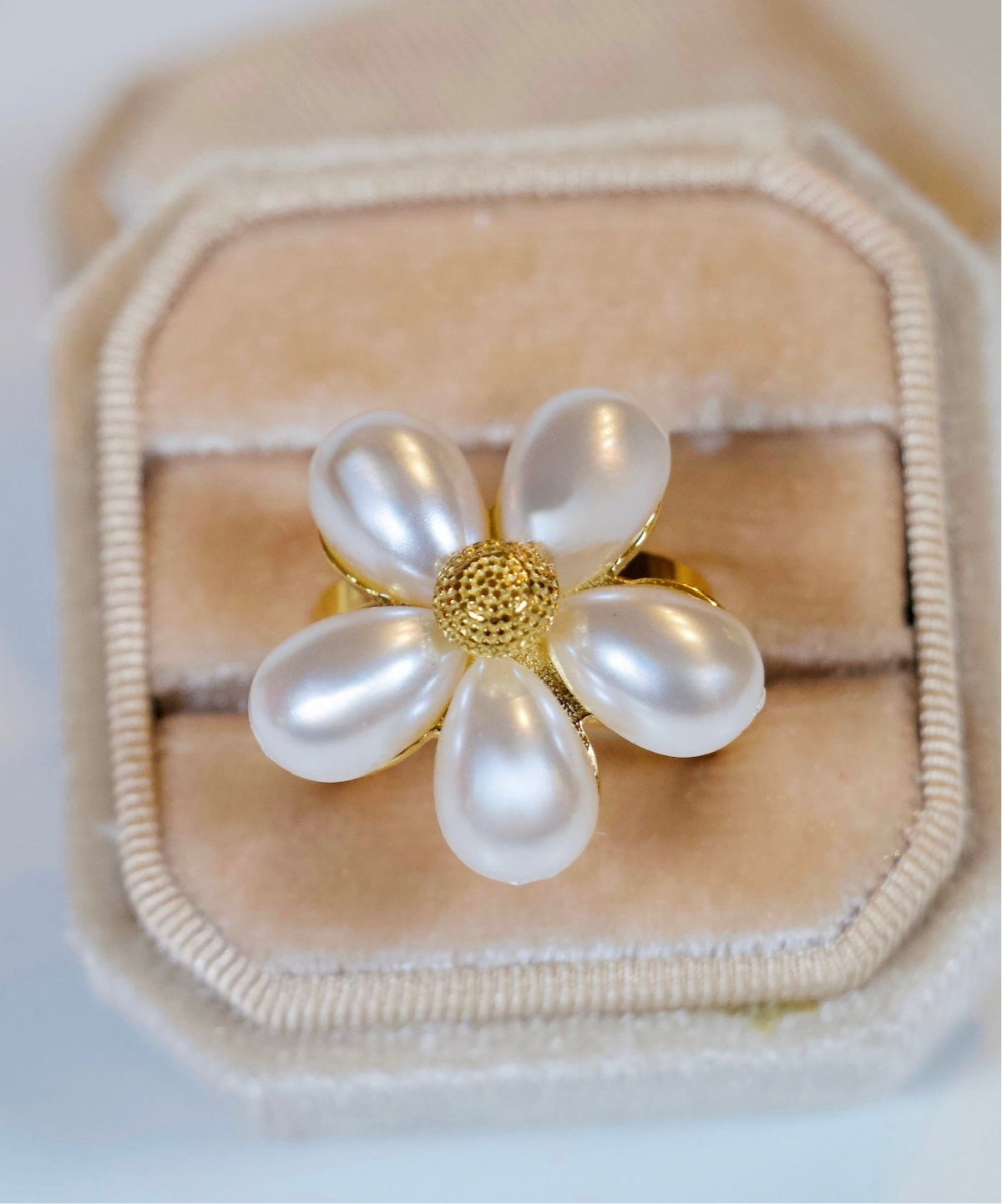 Lola Ring