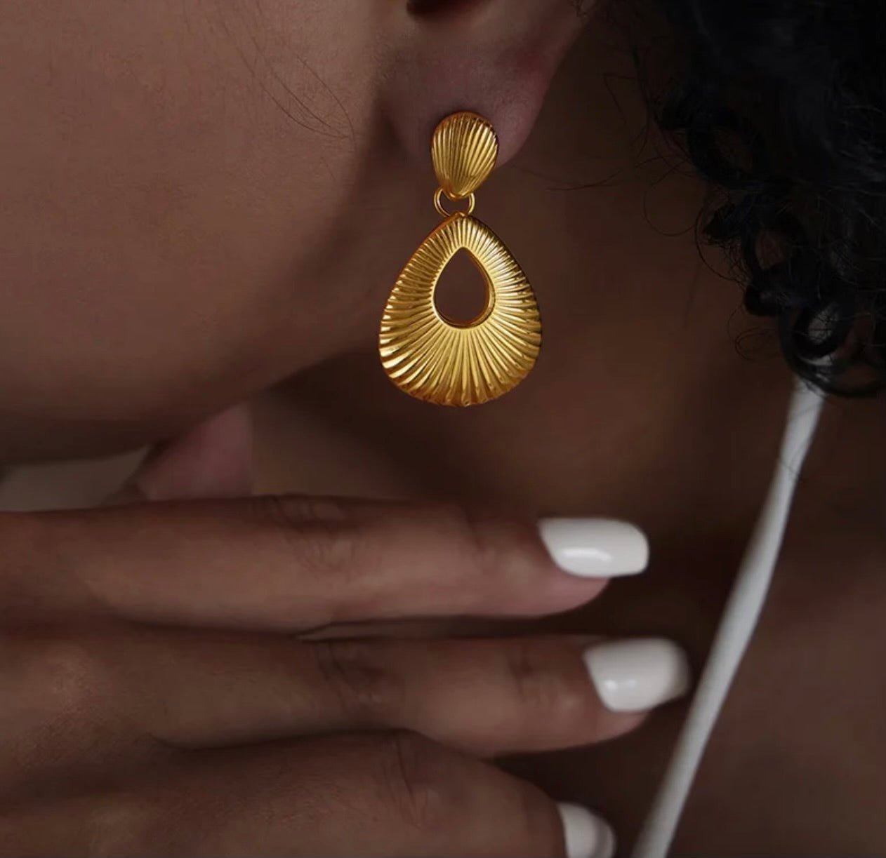 Nyra Earrings - Adebi Brand